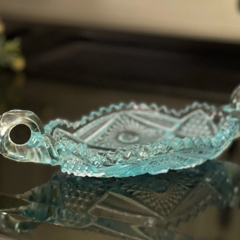 VINTAGE, VIKING, PRESSED GLASS, TURQUOISE, RELISH TRAY. SAWTOOTH EDGE.